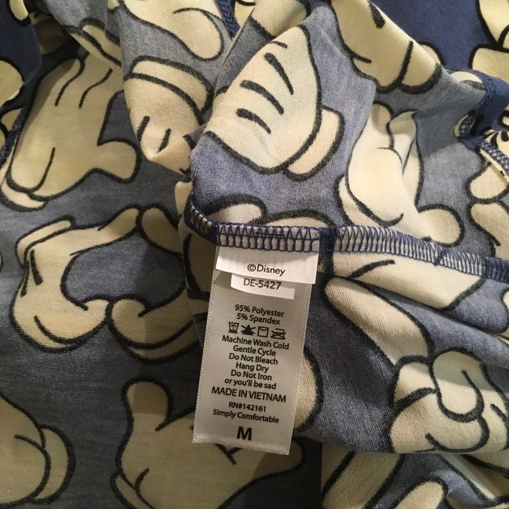 LuLaRoe Disney Mickey Hands Irma Top M FREE SHIP - Picture 5 of 5